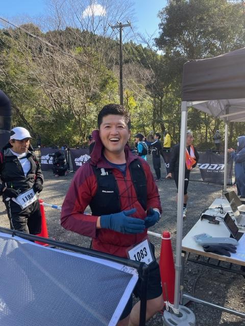 <b>院長早川！も無事に完走！！<br><br>ゴール前でシャッターチャンスを狙っていたのだが、<br>一瞬目を外した時にゴール！<br>無念(>_<)<br><br>楽しく走れた！ということ！<br><br>クセになることだろう(^^♪<br></b>