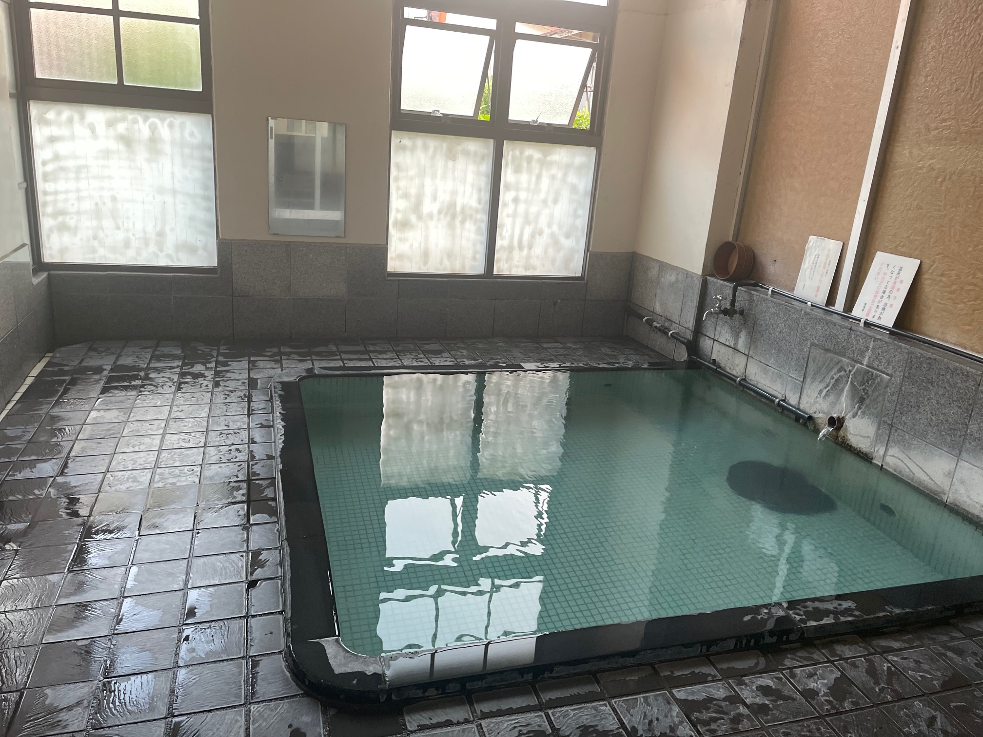 以前行った長野県にある野沢温泉村の温泉施設！！夏の時期も冬の時期でも！温泉は良い！